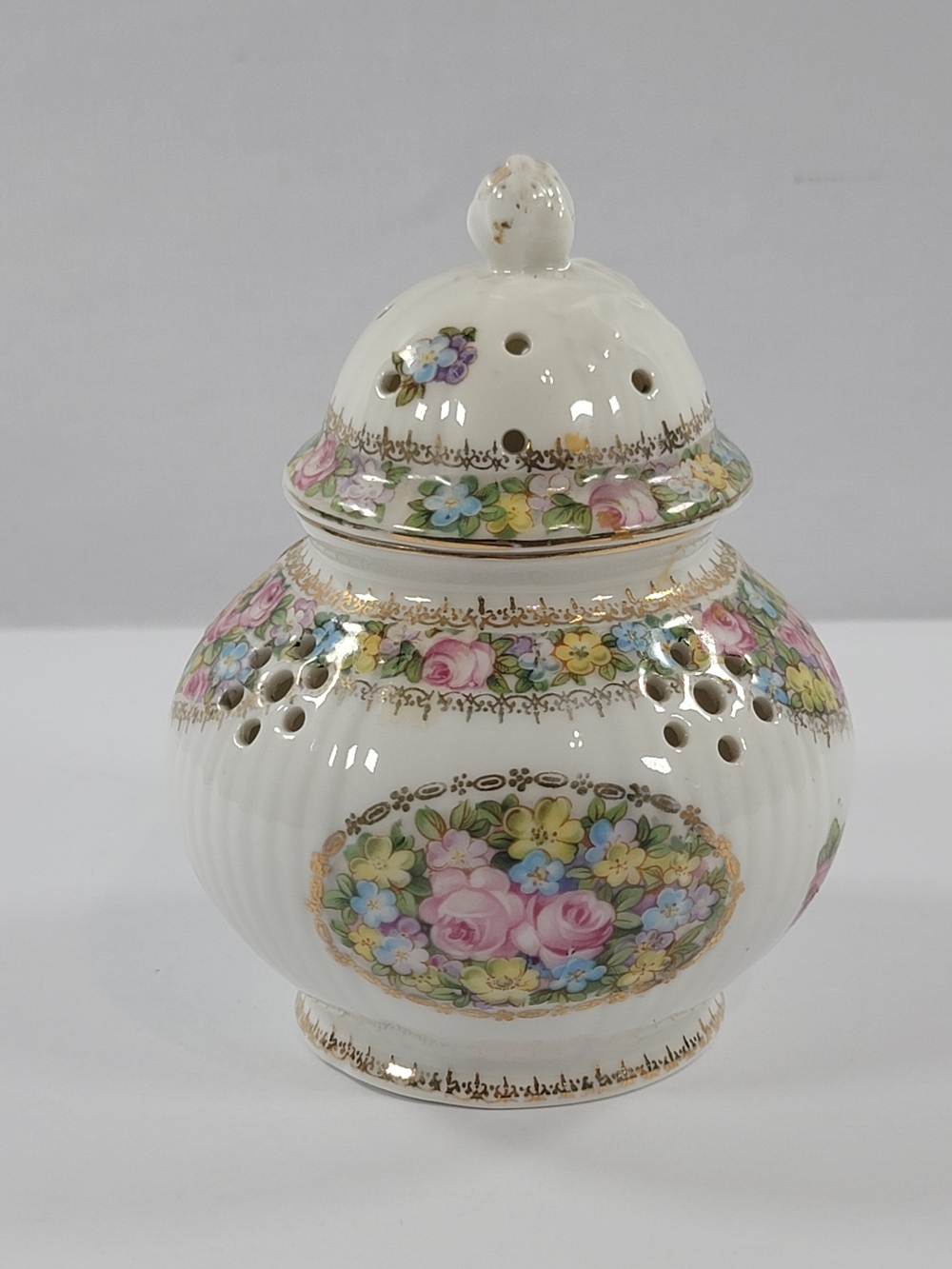 Erdmann Schlegelmilch Porcelain Floral Potpourri Vase vintage